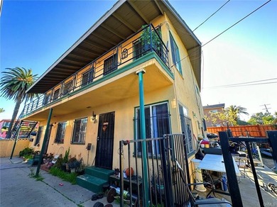 Location, location, location. This four-unit multifamily - photo 8