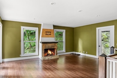 Mountain Retreat in Glenville, NC!! Tucked away in the serene - photo 3