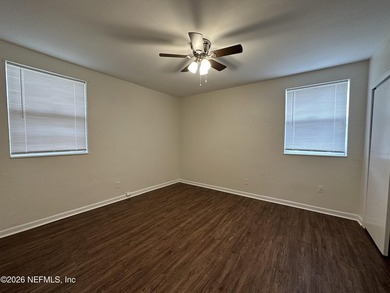 Your chance to add to your investment portfolio! This Duplex is - photo 5