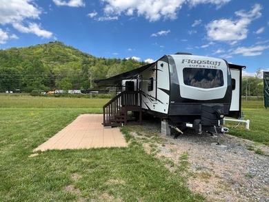 Welcome to your mountain getaway! Lot #56 is home to a - photo 8
