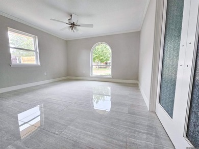 Completely updated on a Double Lot featuring an all new Kitchen - photo 23