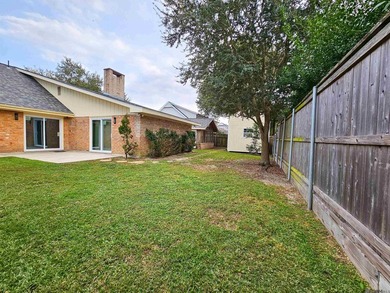 Completely updated on a Double Lot featuring an all new Kitchen - photo 47