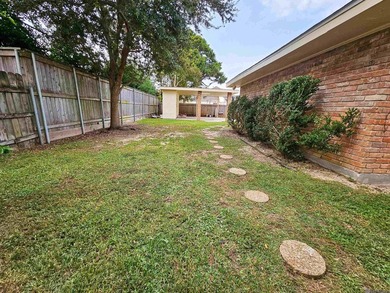 Completely updated on a Double Lot featuring an all new Kitchen - photo 48