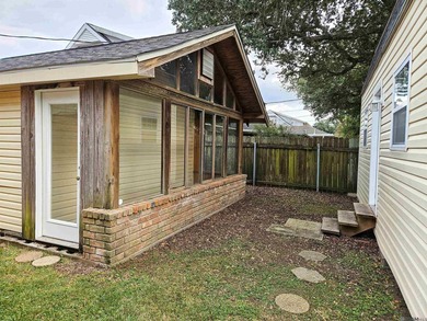 Completely updated on a Double Lot featuring an all new Kitchen - photo 49