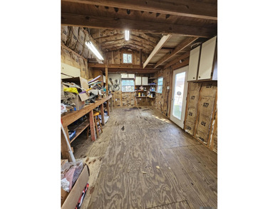 Completely updated on a Double Lot featuring an all new Kitchen - photo 51
