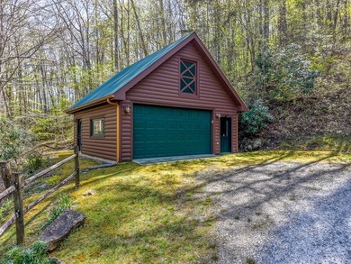 Elevated mountain luxury awaits in the gated community of - photo 6