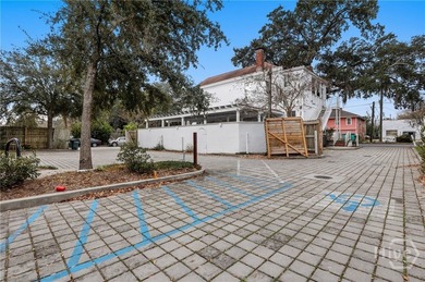 422 W 43rd Street offers a rare opportunity to acquire a TC-1 - photo 6