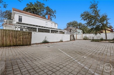 422 W 43rd Street offers a rare opportunity to acquire a TC-1 - photo 8