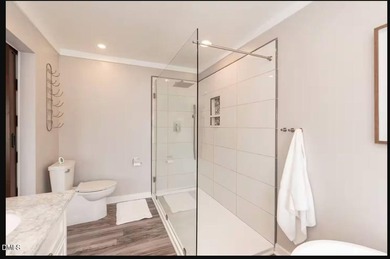 All furniture can convey with the property! Welcome to this - photo 15