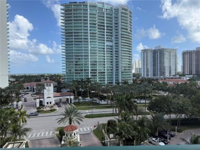 UNFURNISHED AND SPACIOUS THESE 3 BEDS 3 FULL BATHS. CONDO OFFERS