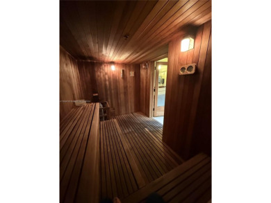 UNFURNISHED AND SPACIOUS THESE 3 BEDS 3 FULL BATHS. CONDO OFFERS