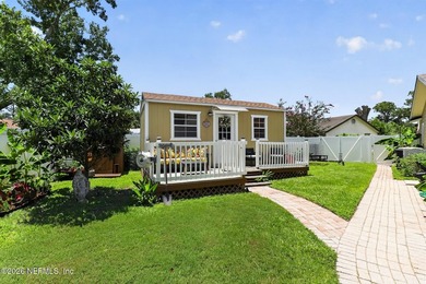 Welcome home to this beautifully maintained property featuring a - photo 22