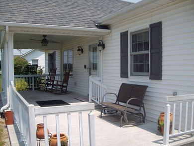 Spacious and well maintained 2 bedroom ranch sitting on a large - photo 7