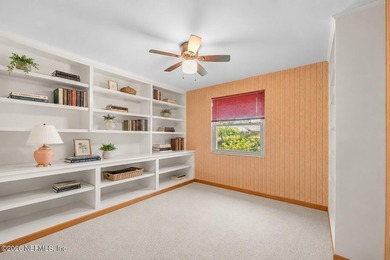 Updated brick 4-bedroom, 2.5-bathroom pool home on a cul-de-sac - photo 25
