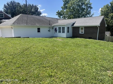 Move in ready and packed with updates! This well maintained 3 - photo 1
