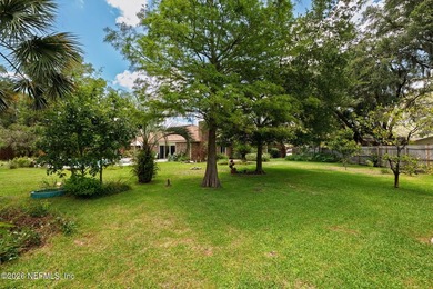 Updated brick 4-bedroom, 2.5-bathroom pool home on a cul-de-sac - photo 42