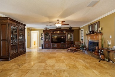 Lake Park living at its finest! This custom-built home truly - photo 7