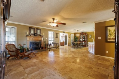 Lake Park living at its finest! This custom-built home truly - photo 8