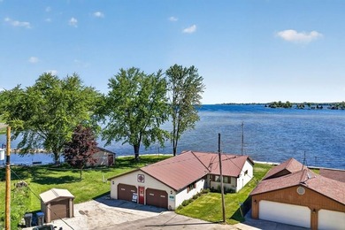 185' of frontage on Little Sturgeon Bay! Priced below appraised - photo 3