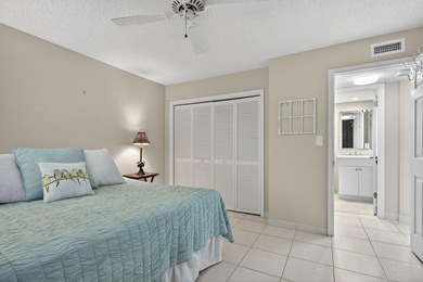 FABULOUS UPDATED 2 BEDROOM 2 BATH CONDO DIRECTLY ON THE - photo 22