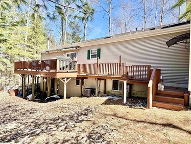 Lakefront beauty! This home has been well maintained and it - photo 29