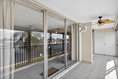 FABULOUS UPDATED 2 BEDROOM 2 BATH CONDO DIRECTLY ON THE - photo 31