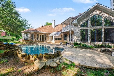 Exquisite luxury living awaits in this stunning estate nestled - photo 6