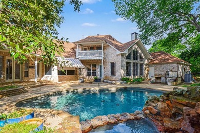 Exquisite luxury living awaits in this stunning estate nestled - photo 7