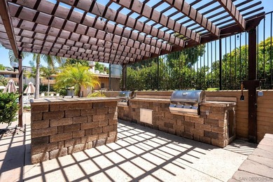 Beautifully Updated Point Loma Townhome in the Highly - photo 39