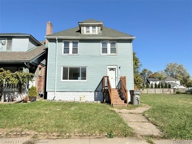 Detroit River Home Sale Pending in Ecorse Michigan