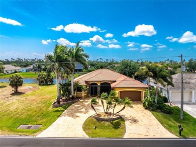 Rotonda West Lakes and Canals Home For Sale in Rotonda West Florida