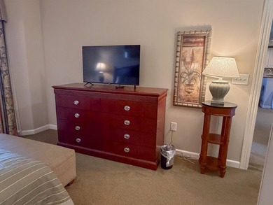 The ultimate in flexibility! This spacious three-bedroom - photo 16