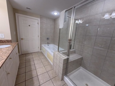 The ultimate in flexibility! This spacious three-bedroom - photo 19
