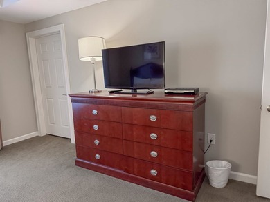The ultimate in flexibility! This spacious three-bedroom - photo 21