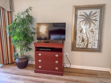 The ultimate in flexibility! This spacious three-bedroom - photo 26