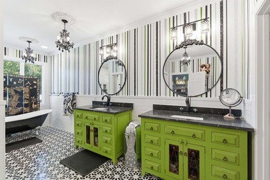 This stately home in Coosaw Creek Country Club is located on a - photo 31