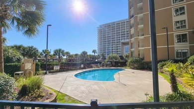 The ultimate in flexibility! This spacious three-bedroom - photo 32