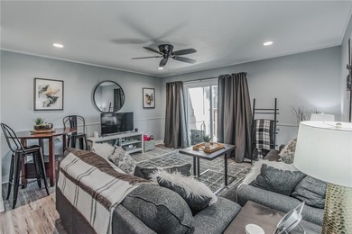 This meticulously remodeled townhouse blends timeless design - photo 7