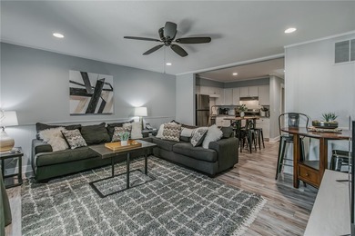 This meticulously remodeled townhouse blends timeless design - photo 9