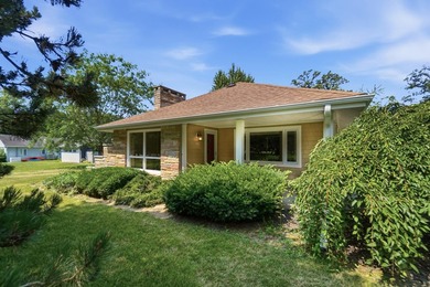 Additional listing photo 4