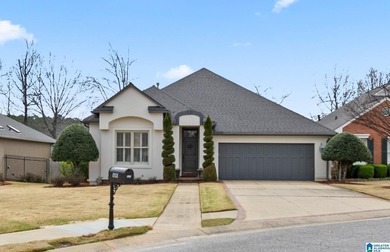 (private lake, pond, coastal) Home For Sale in Tuscaloosa Alabama