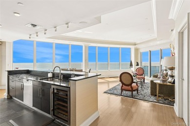 Experience penthouse living at its finest in one of Long Beach's - photo 15