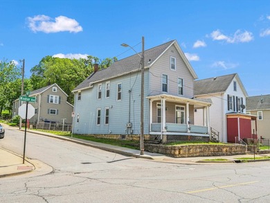 Welcome to this beautifully updated 4-bedroom, 2-bath home - photo 21