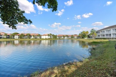 Lake Condo For Sale in Palm Beach Gardens, Florida