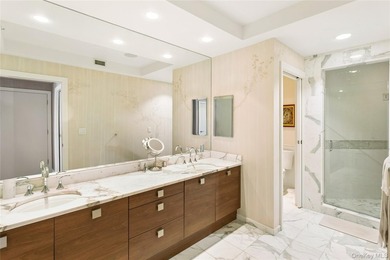 Experience penthouse living at its finest in one of Long Beach's - photo 27