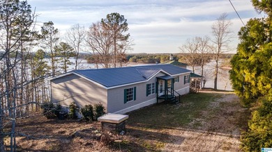 Lake Wedowee / RL Harris Reservoir Home For Sale in Wedowee Alabama