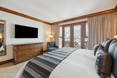 As a resident, you'll take pleasure in the Park Hyatt's luxury - photo 31