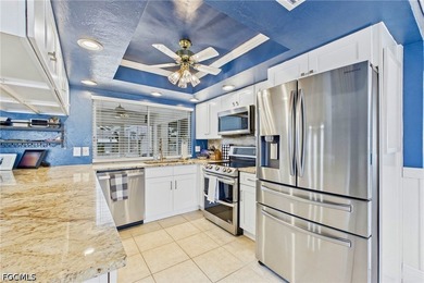 BOATER'S PARADISE WITH DIRECT GULF ACCESS! This beautifully - photo 16