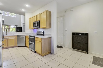 Spacious CBS-built 4-bedroom, 2.5-bath townhome offering - photo 19