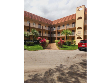 (private lake, pond, creek) Condo Sale Pending in Sunrise Florida